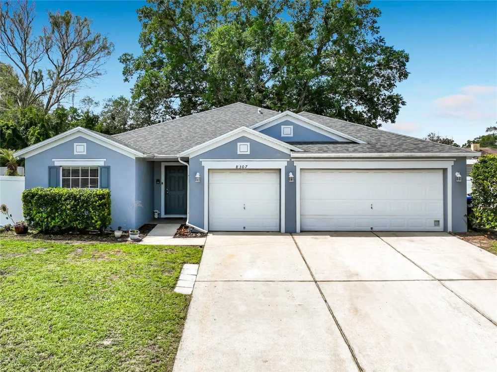 8307 LAINIE LANE Orlando, FL 32818