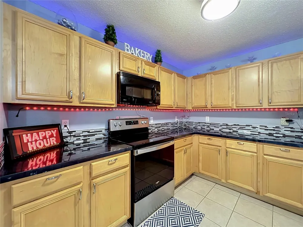 8307 LAINIE LANE Orlando, FL 32818