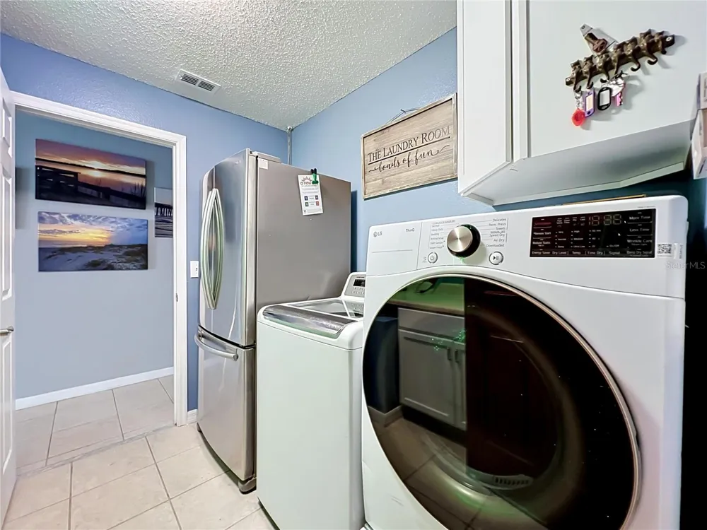 8307 LAINIE LANE Orlando, FL 32818