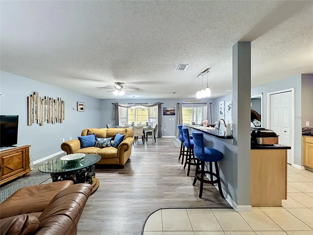 8307 LAINIE LANE Orlando, FL 32818