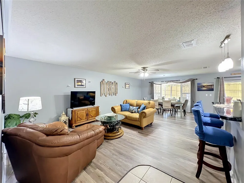 8307 LAINIE LANE Orlando, FL 32818