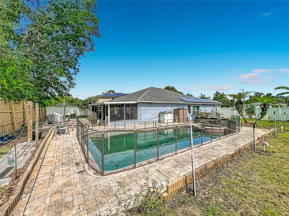 8307 LAINIE LANE Orlando, FL 32818
