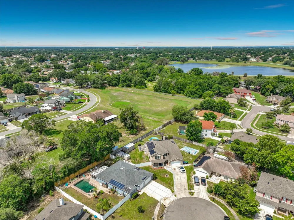 8307 LAINIE LANE Orlando, FL 32818