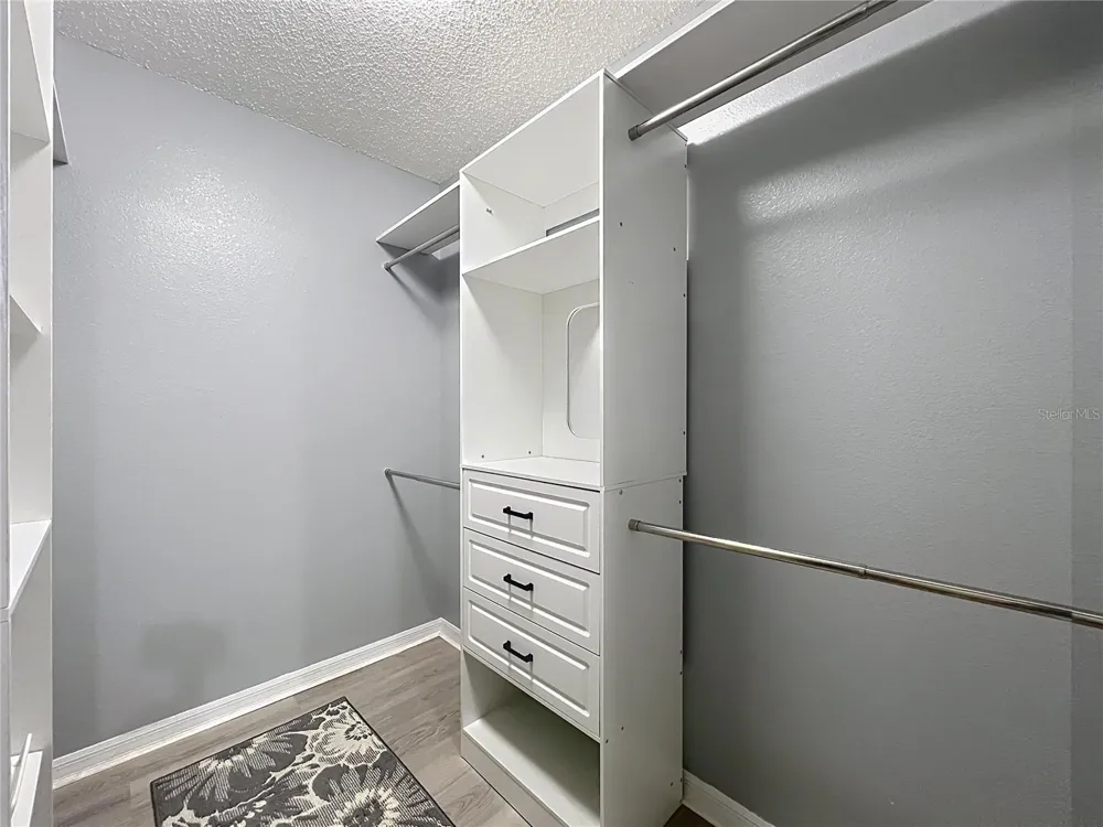 8307 LAINIE LANE Orlando, FL 32818