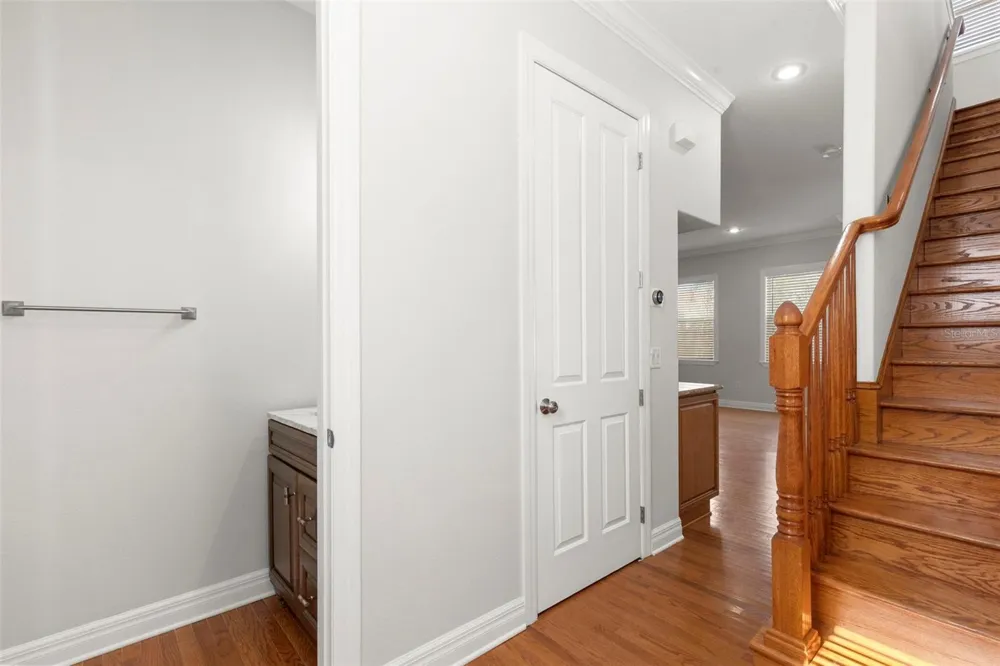 905 VILLA VENICIA WAY Tampa, FL 33606