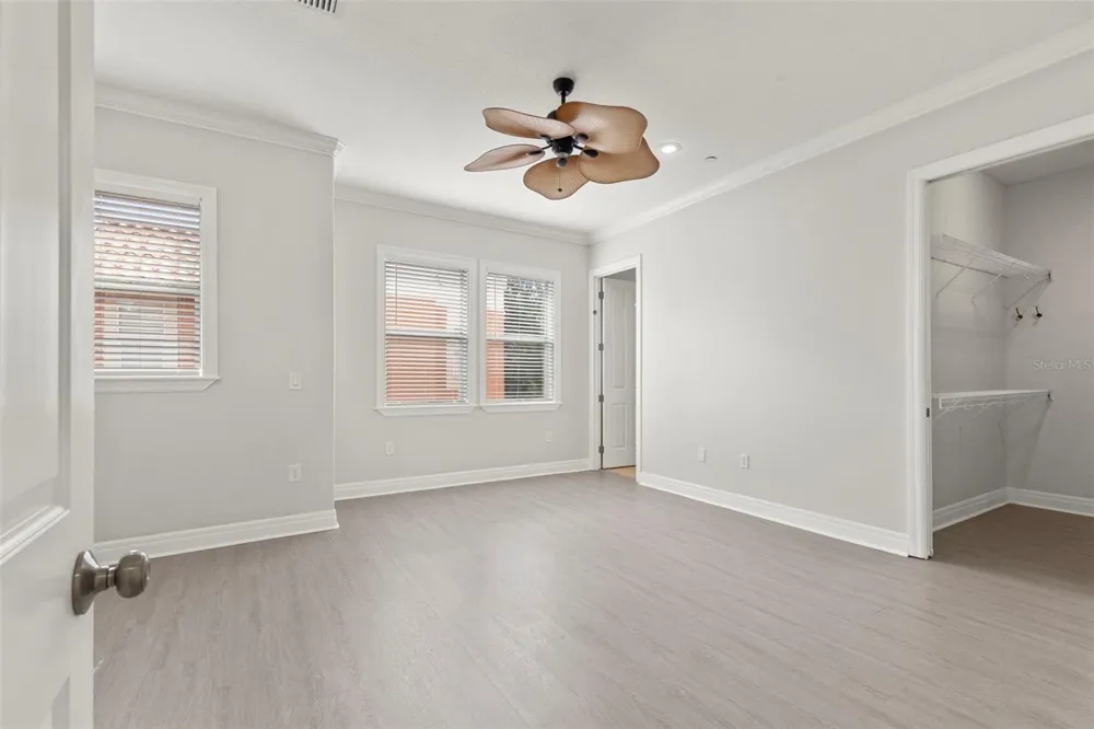905 VILLA VENICIA WAY Tampa, FL 33606