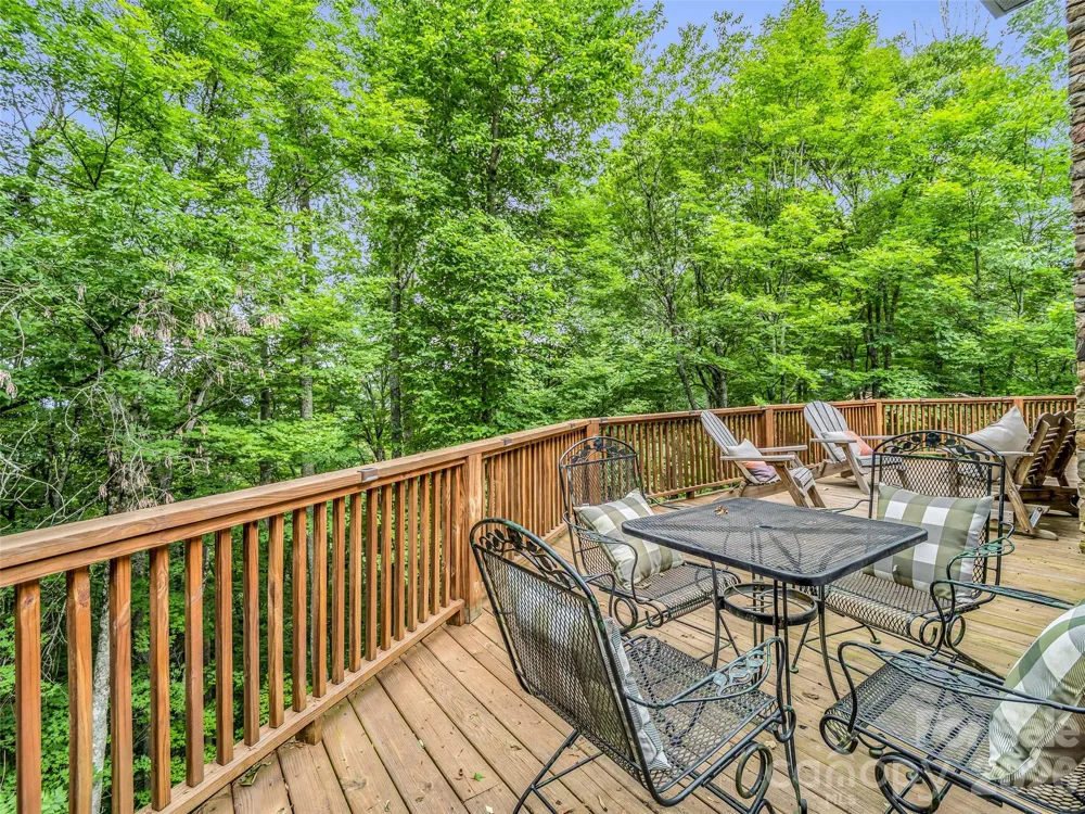 145 Lucas Lane Mars Hill, NC 28754