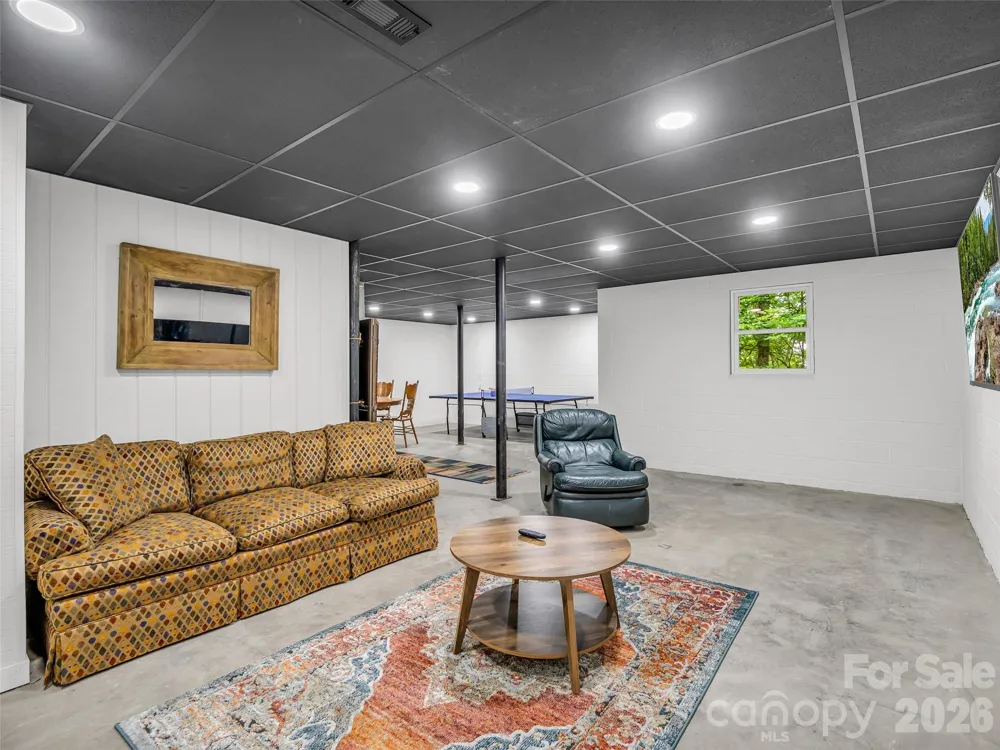 145 Lucas Lane Mars Hill, NC 28754