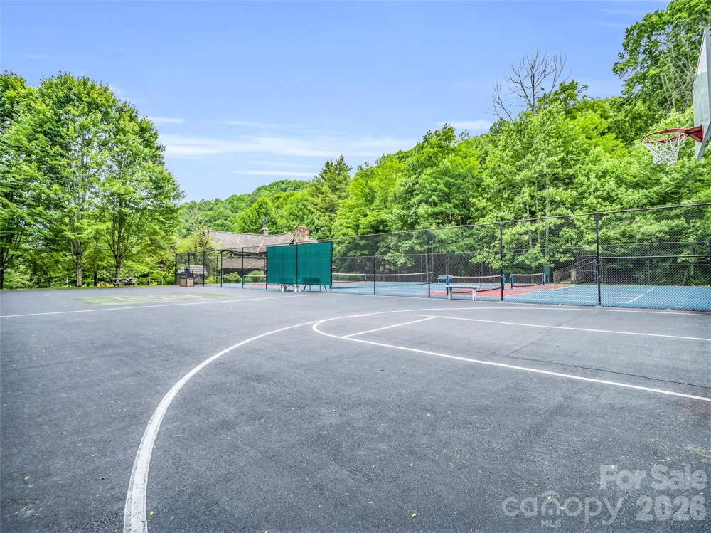 145 Lucas Lane Mars Hill, NC 28754