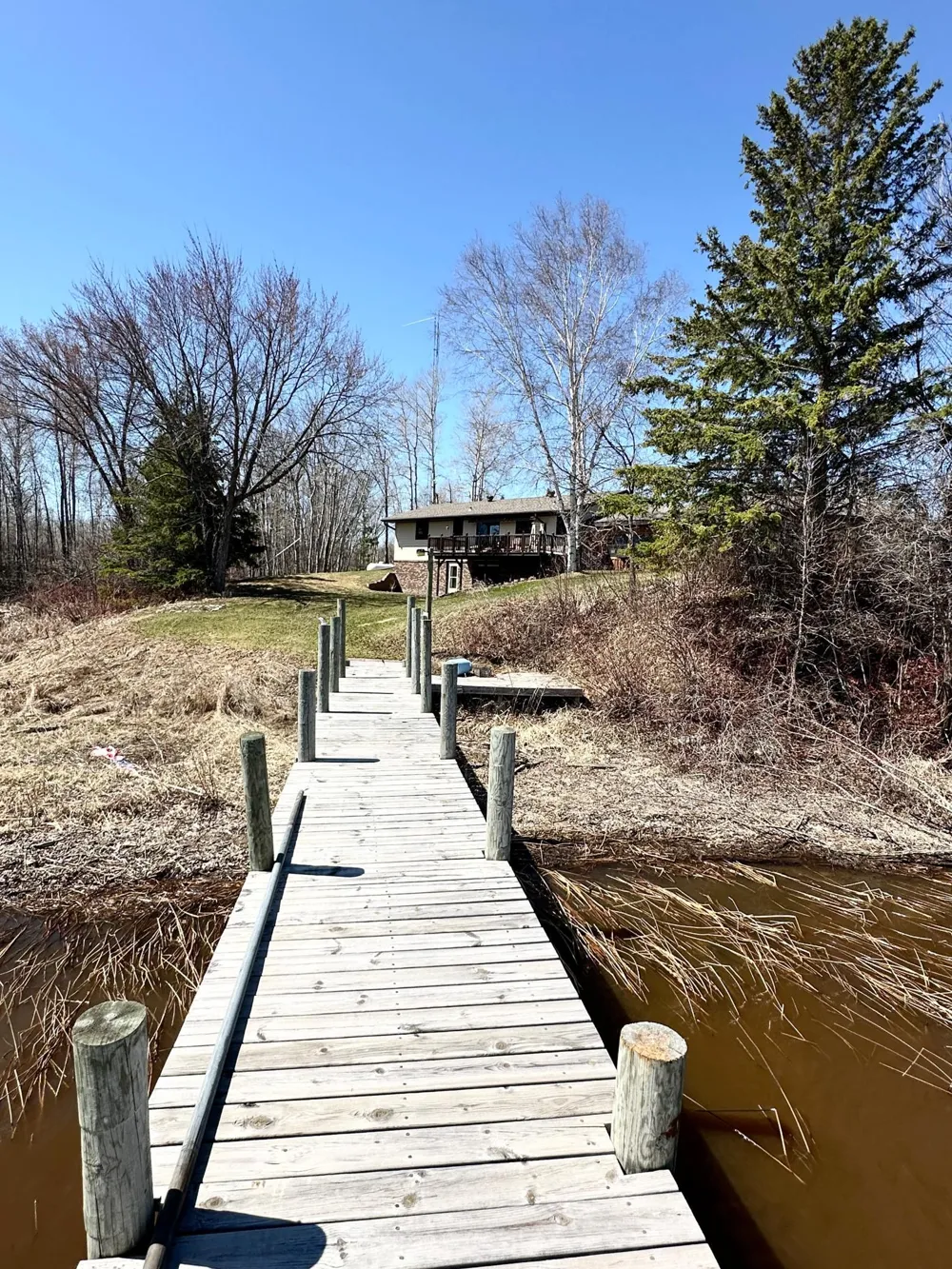 1421 Riverside Drive NW Baudette, MN 56623