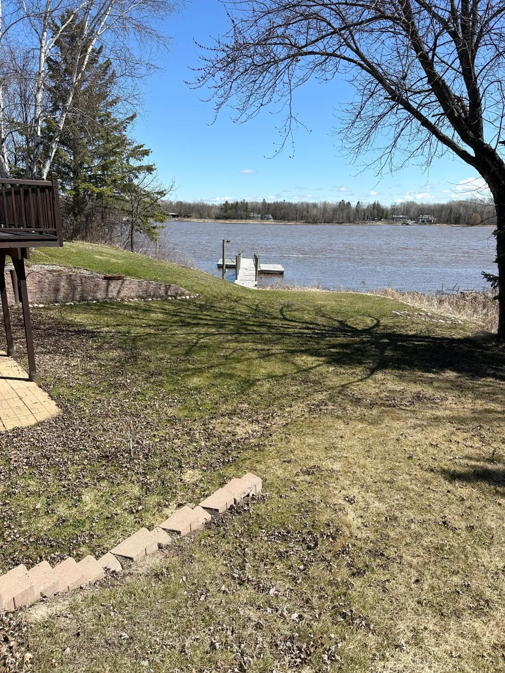 1421 Riverside Drive NW Baudette, MN 56623