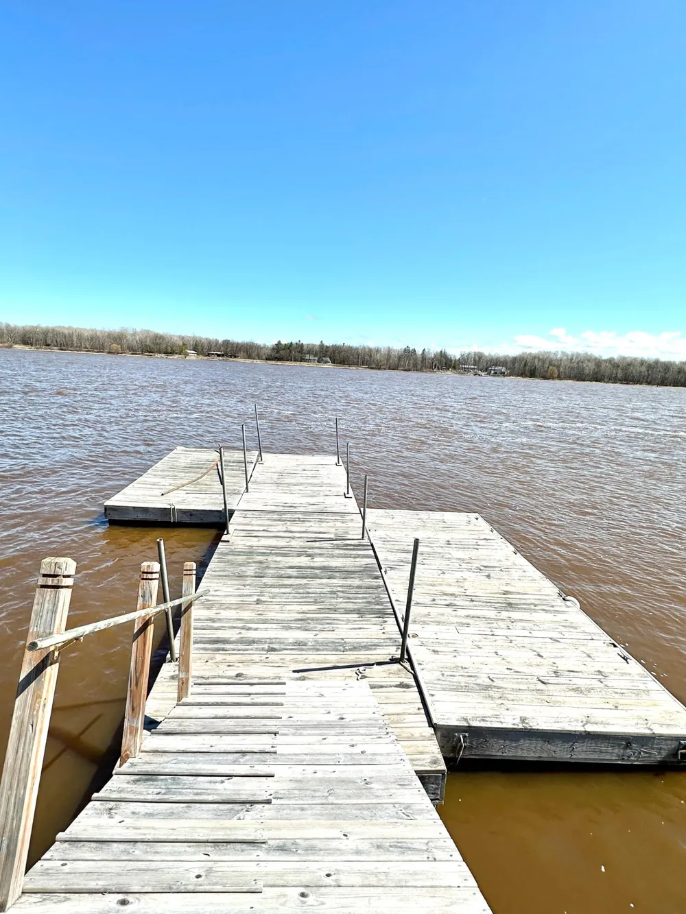 1421 Riverside Drive NW Baudette, MN 56623