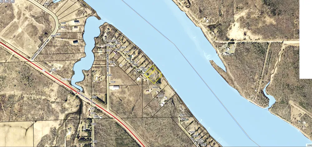 1421 Riverside Drive NW Baudette, MN 56623