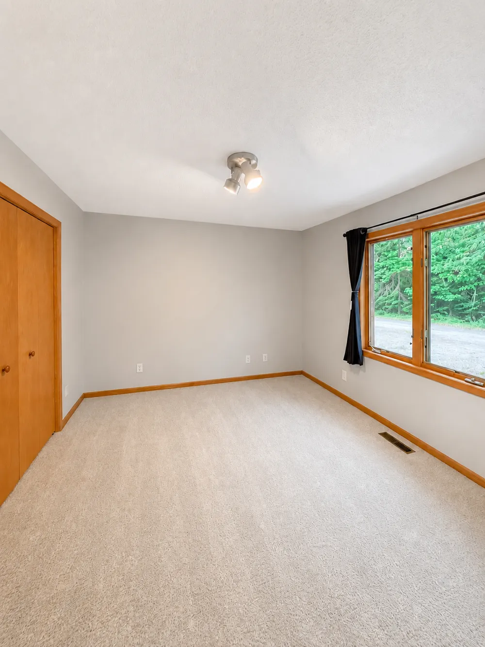50573 Evergreenpoint Road Bigfork, MN 56628