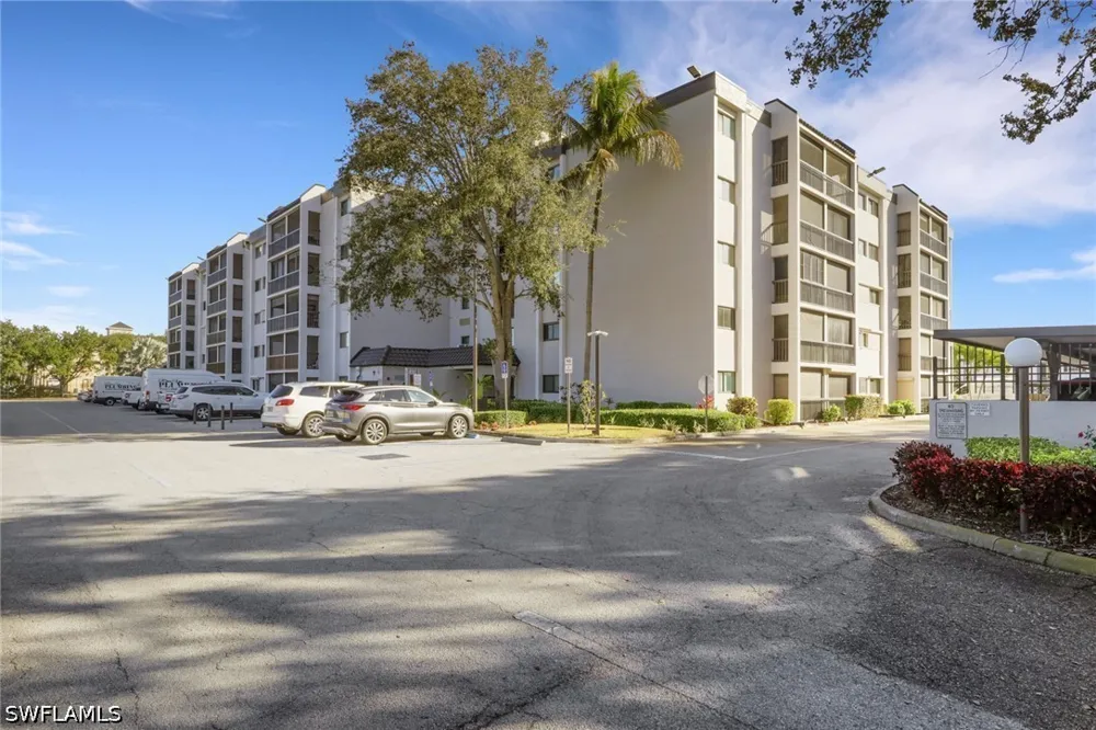 Collier Avenue #508 Fort Myers, FL 33901