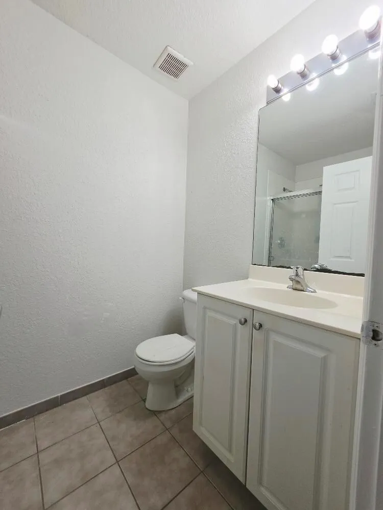 4154 Napoli Lake Drive Riviera Beach, FL 33410