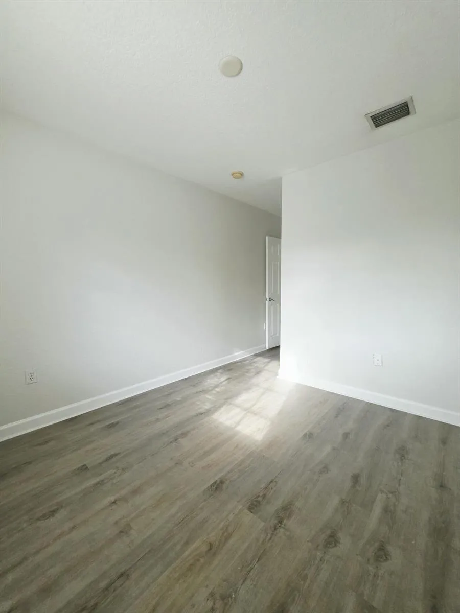 4154 Napoli Lake Drive Riviera Beach, FL 33410