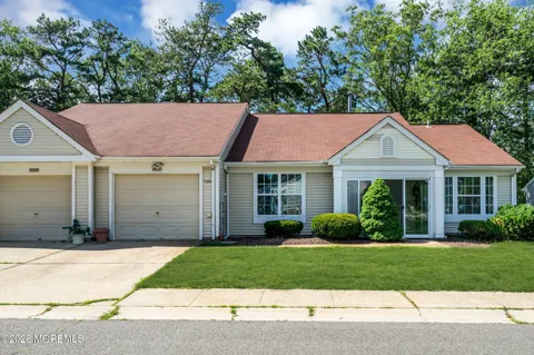 1206 Thornbury Lane