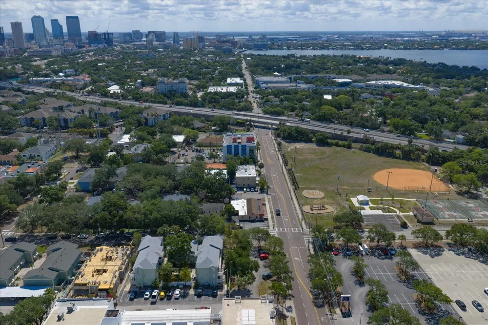 606 S ALBANY AVENUE #5 Tampa, FL 33606