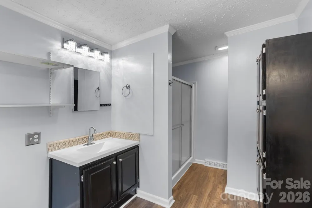 4855 Talley Road Walkertown, NC 27051