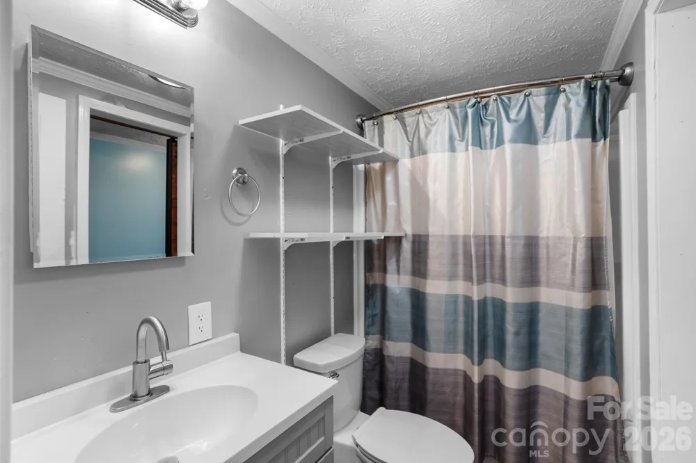 4855 Talley Road Walkertown, NC 27051