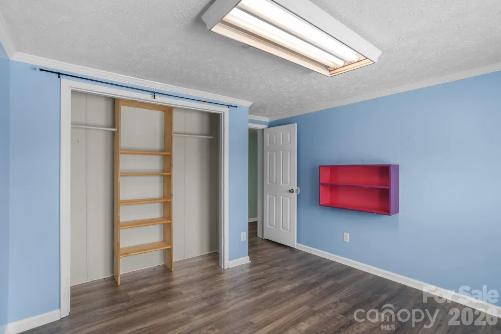 4855 Talley Road Walkertown, NC 27051