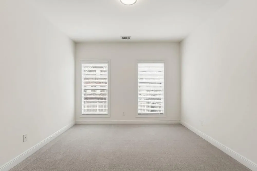 110 Via Roma Woodstock, GA 30189