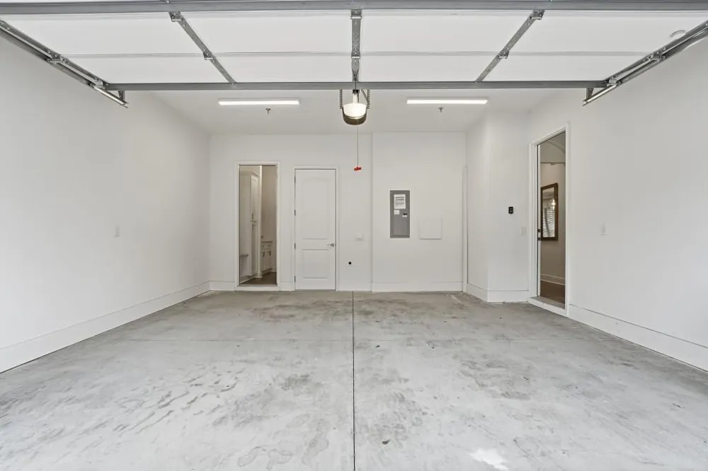 110 Via Roma Woodstock, GA 30189