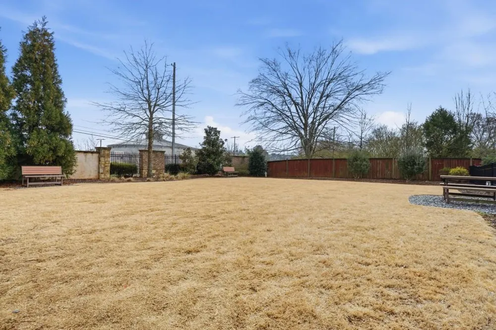 110 Via Roma Woodstock, GA 30189