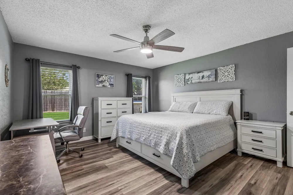 6417 Loma Vista Drive Watauga, TX 76148