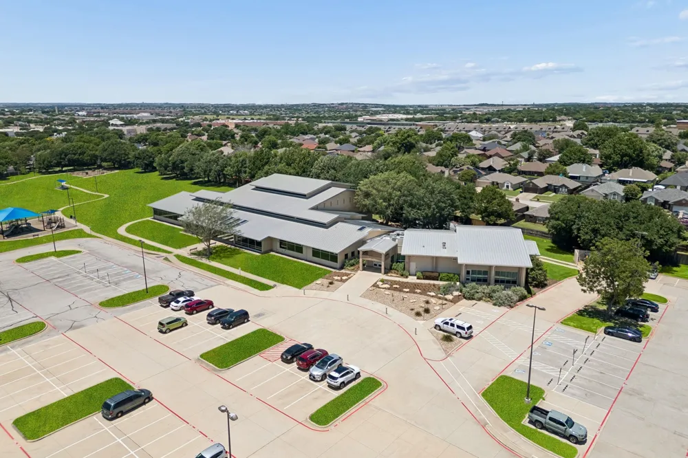 6417 Loma Vista Drive Watauga, TX 76148