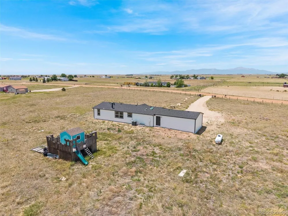 1385 Antelope Drive Calhan, CO 80808