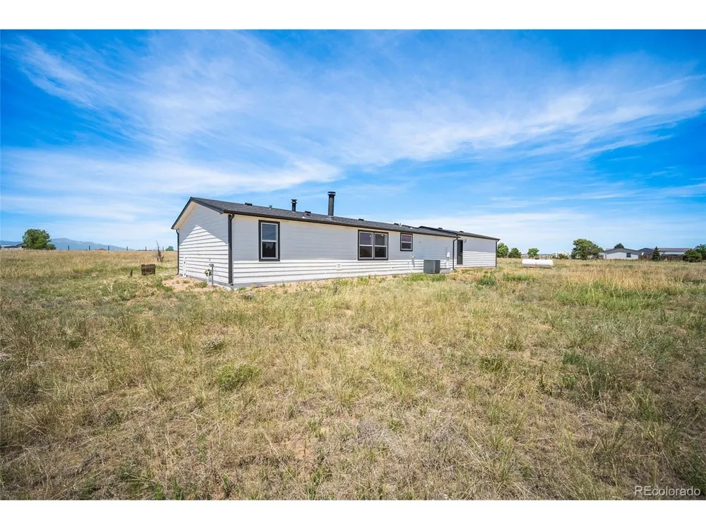 1385 Antelope Drive Calhan, CO 80808