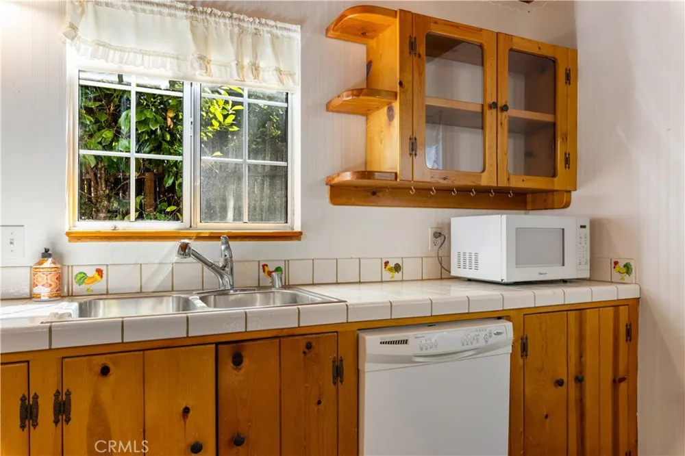 287 Forest Drive Lakeport, CA 95453