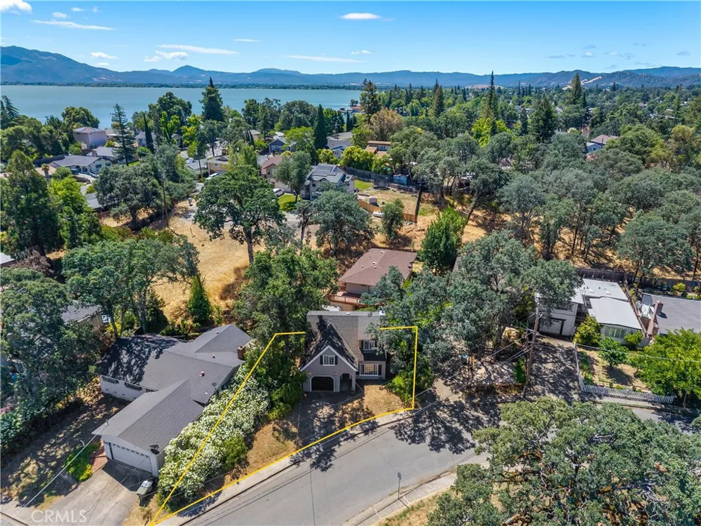 287 Forest Drive Lakeport, CA 95453
