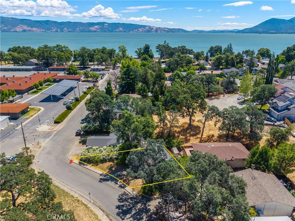 287 Forest Drive Lakeport, CA 95453