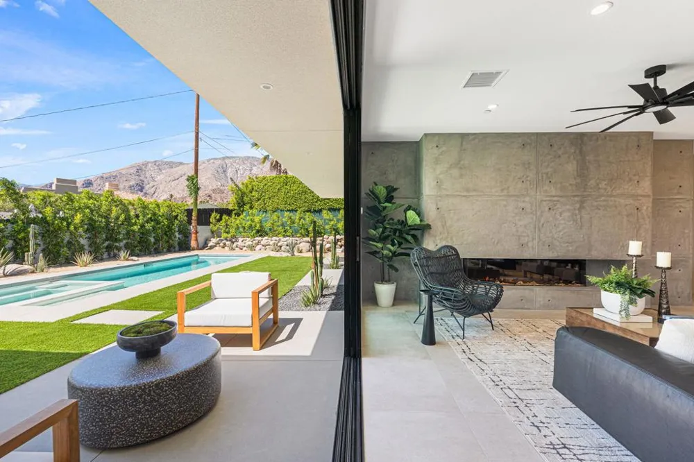 775 W Cabrillo Road Palm Springs, CA 92262