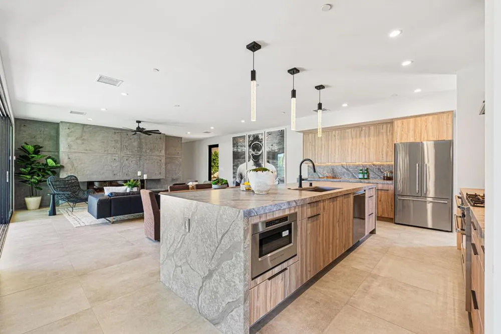 775 W Cabrillo Road Palm Springs, CA 92262