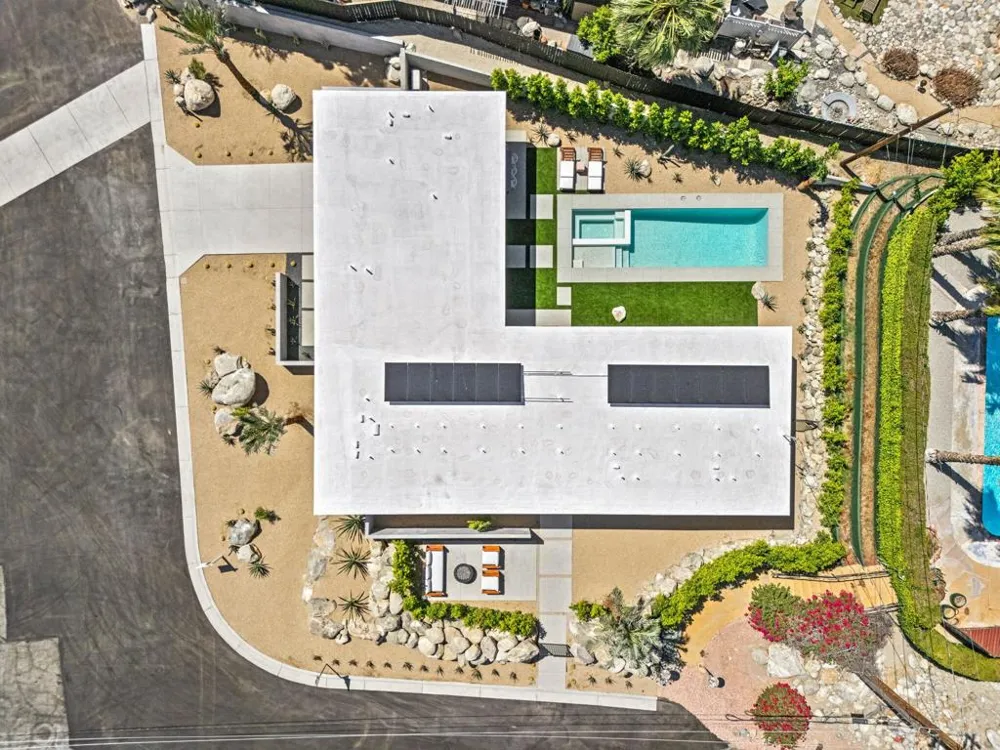 775 W Cabrillo Road Palm Springs, CA 92262