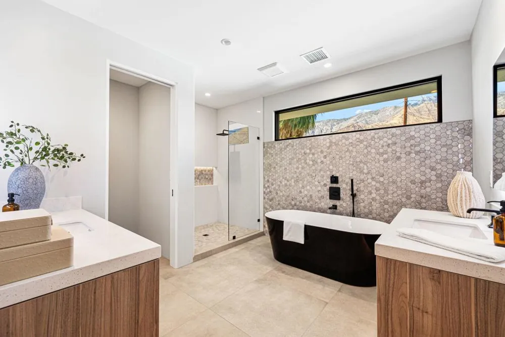 775 W Cabrillo Road Palm Springs, CA 92262