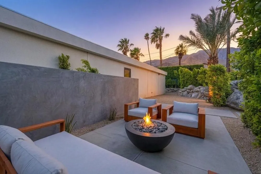 775 W Cabrillo Road Palm Springs, CA 92262