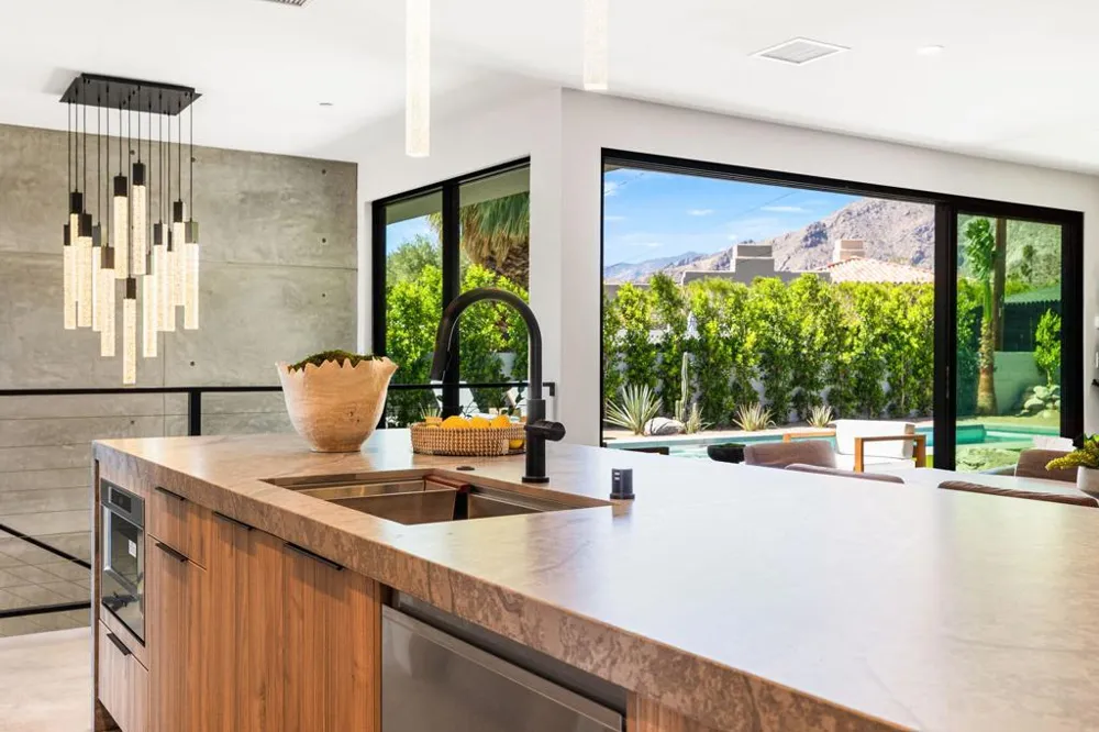 775 W Cabrillo Road Palm Springs, CA 92262