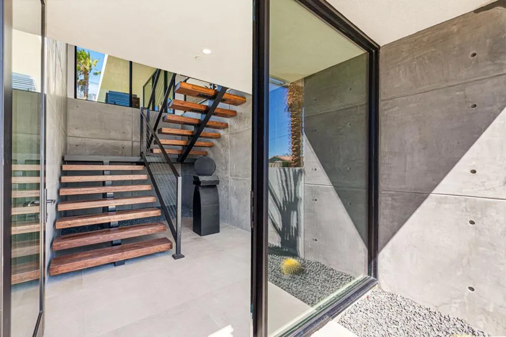 775 W Cabrillo Road Palm Springs, CA 92262