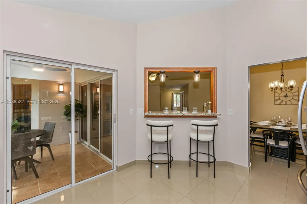 9237 NW 9th Pl #9237 Plantation, FL 33324