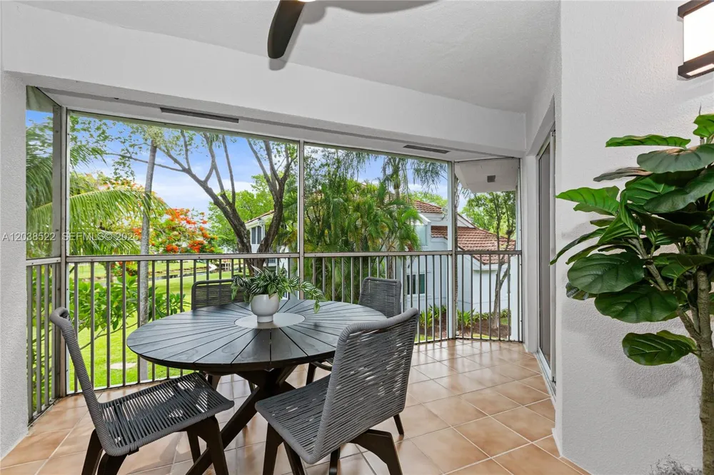 9237 NW 9th Pl #9237 Plantation, FL 33324