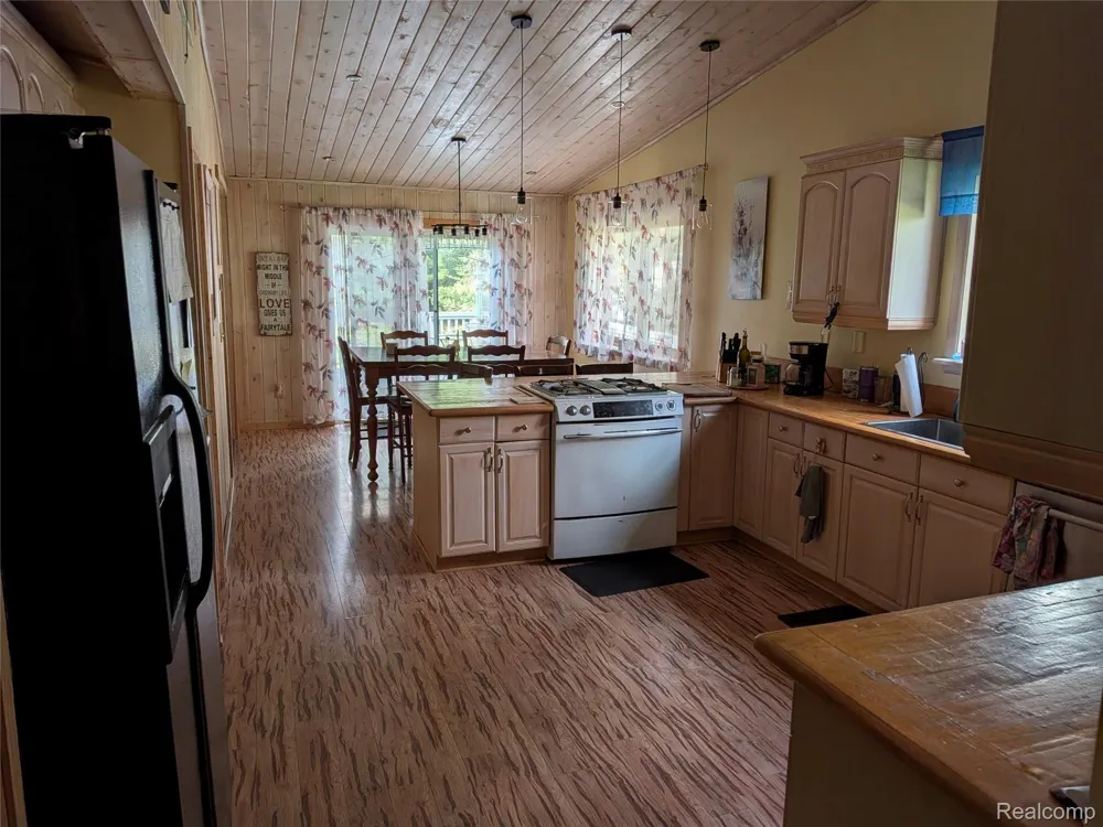 4365 Norway Road Alcona Township, MI 48742