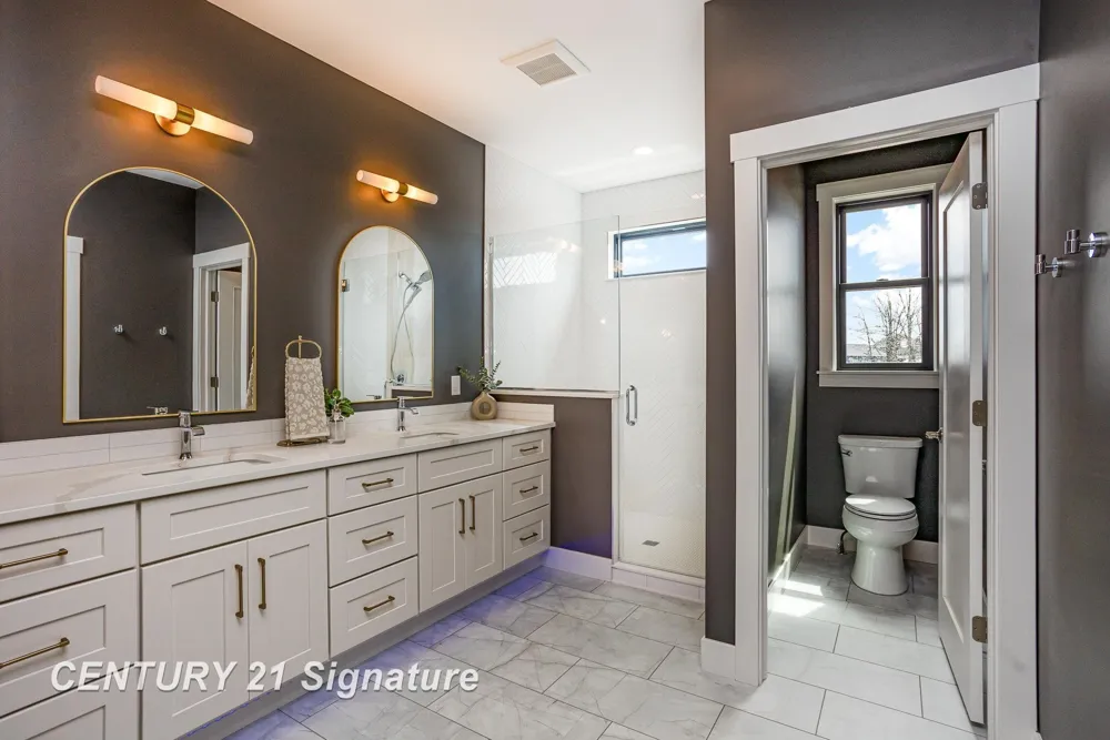 33 W Grove Court Thomas Township, MI 48623