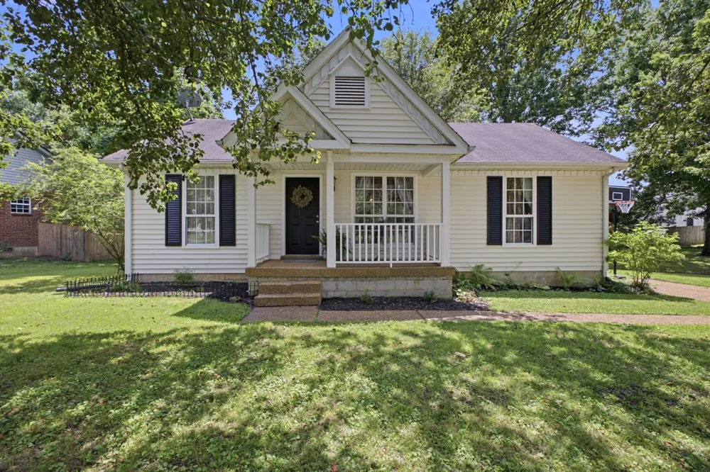 712 Windsor Trace Goodlettsville, TN 37072