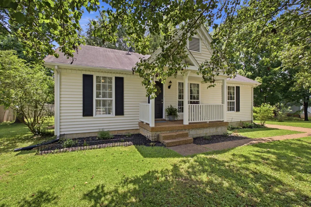 712 Windsor Trace Goodlettsville, TN 37072