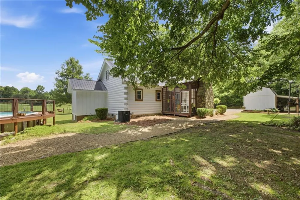 660 Mount Zion Road NE Resaca, GA 30735